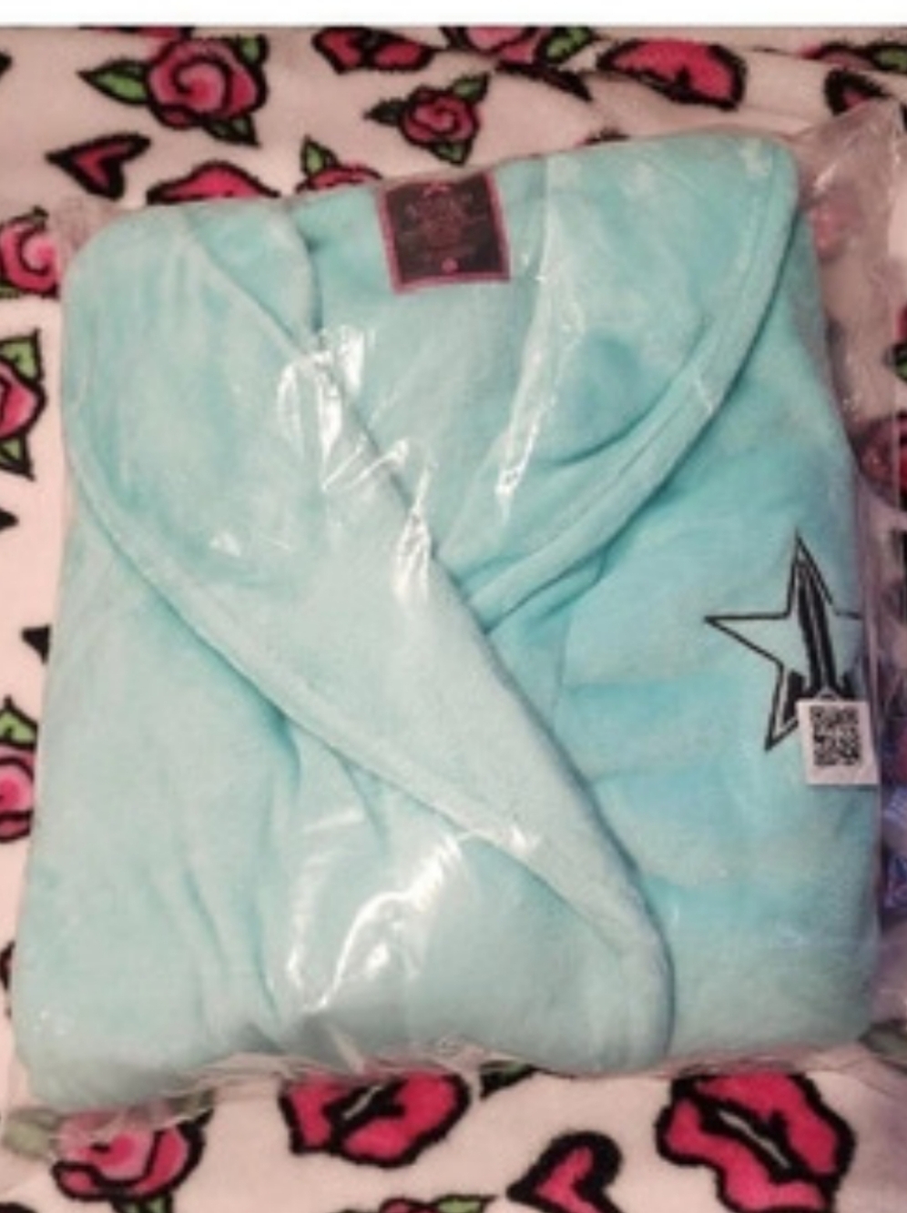 Sold Out L Jeffree Star MINT MONEY Velour Robe NIB - SEALED / $250 Firm!